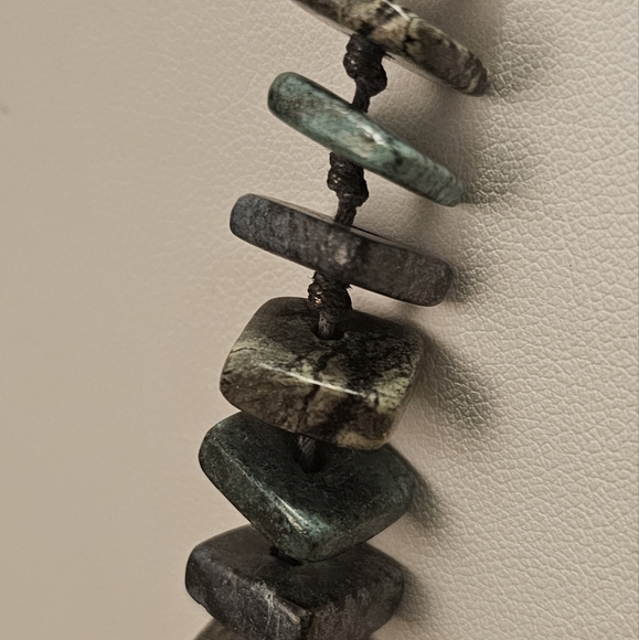 Rare Mine Finds Natural Stones Artisan Crafted Long Necklace. - Picture 6 of 7